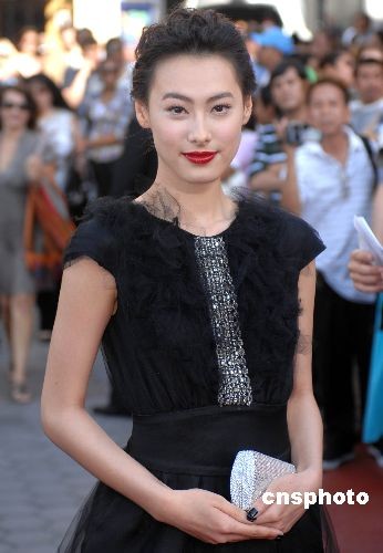 李泽楷公开表态支持女友梁洛施 斥疑指英皇“有人坐过牢”瞪眼说谎(转载)