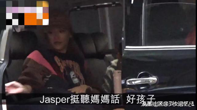 应采儿挺孕肚现身坐实怀孕传闻 与友人逛婴幼店不见陈小春陪伴