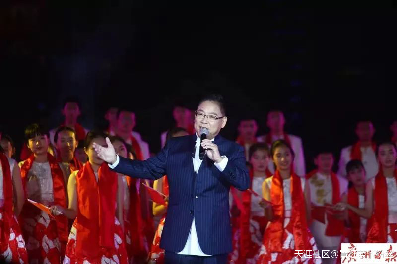 今夜陈启中，广州高声向祖国表白，沸了！