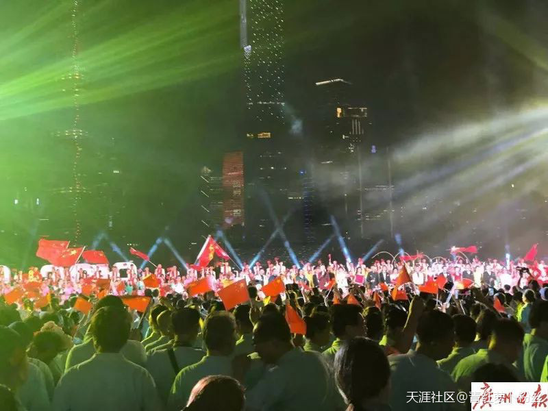 今夜陈启中，广州高声向祖国表白，沸了！