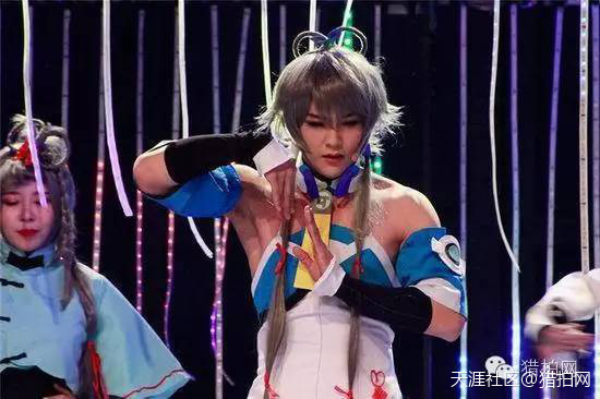 土豪明星们的二次元生活~